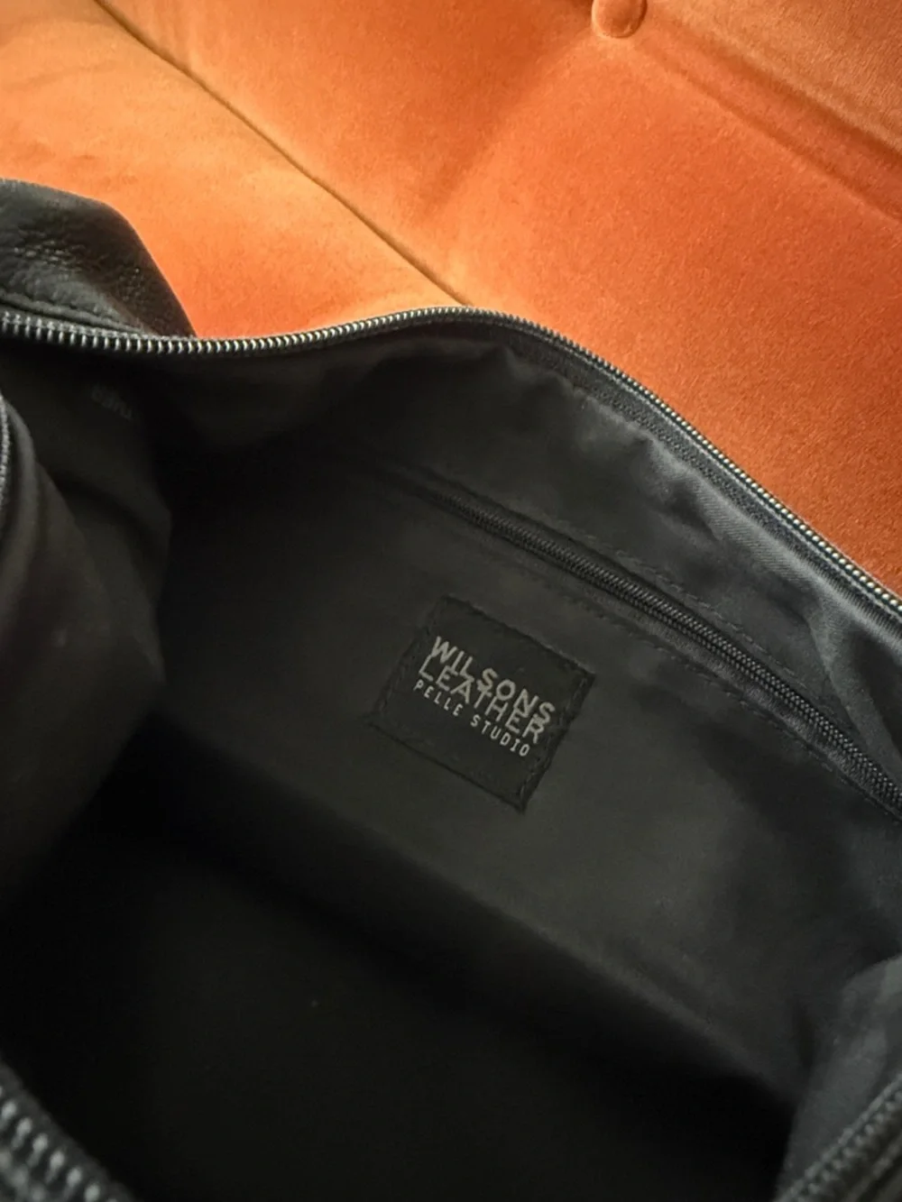 Wilsons Leather Black Leather Shoulder Bag - Picture 3 of 3